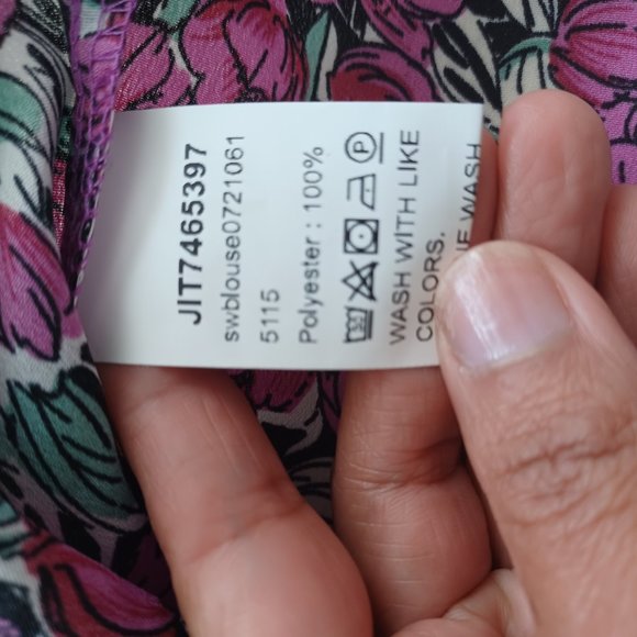 FLOWERED BLOUSE FOR WOMEN SIZE SMALL - Picture 10 of 10